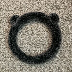 Auto Drive Grey Fuzzy Faix Fur Steering Wheel Universal Fit Cover